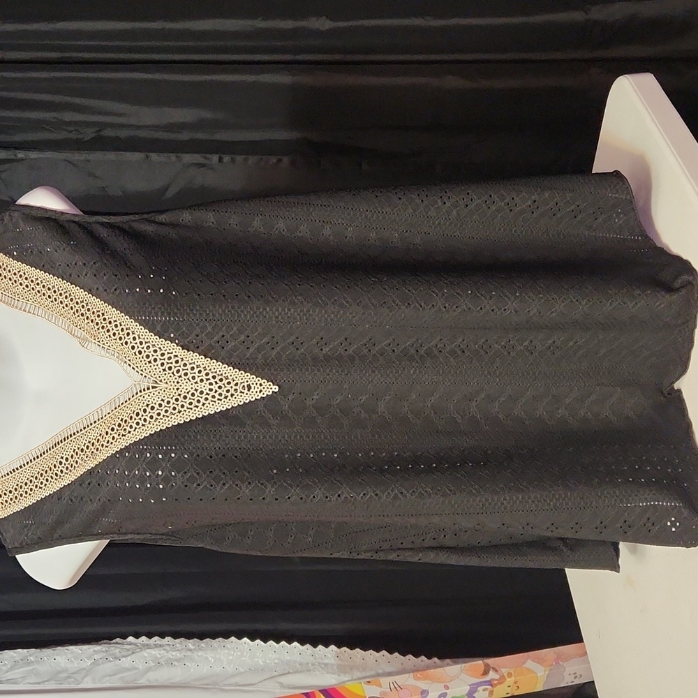 Chic Black Dress with Cream Lace Accent